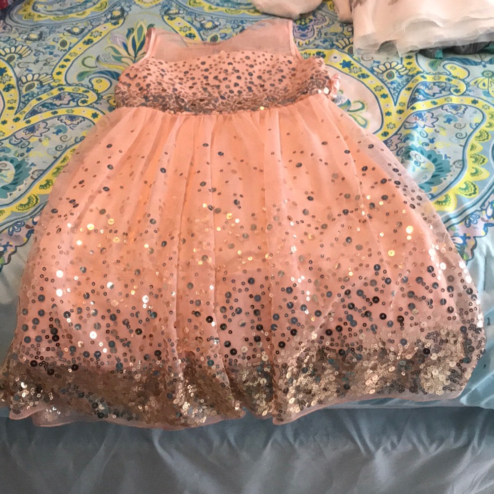 Beautiful sparkly gold dress